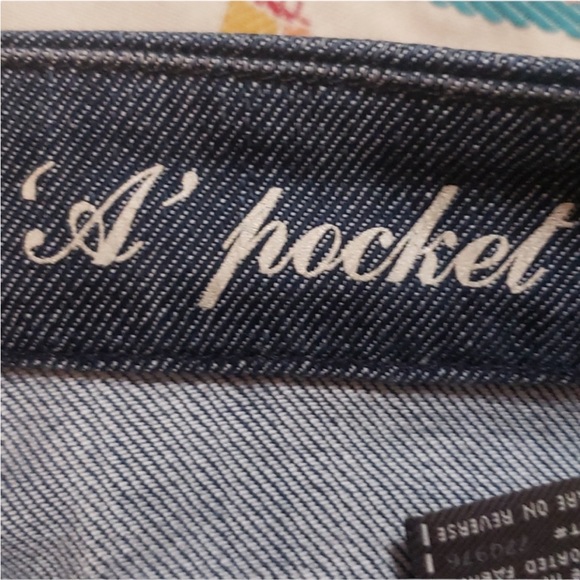 Maurice A Pocket Flare Jeans Size 28 - Picture 7 of 8